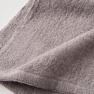 THREE TIMES 2020 - Bath towel / Cloud Gray